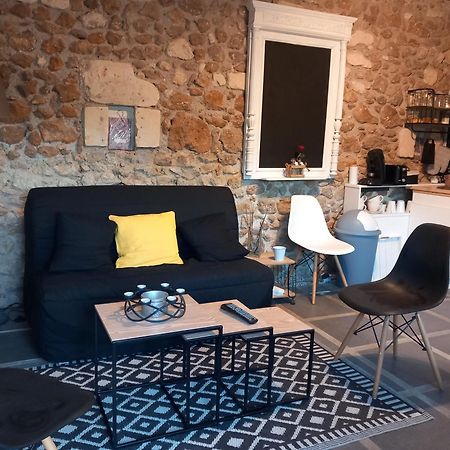 Les chambres du Vau Profond Vernoil Extérieur photo